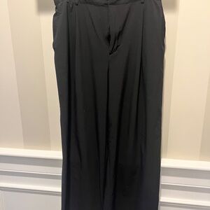 Wide leg Gap Fit slacks
